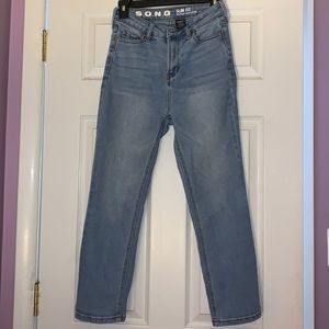 SLIM FIT SUPER HIGH RISE DENIM